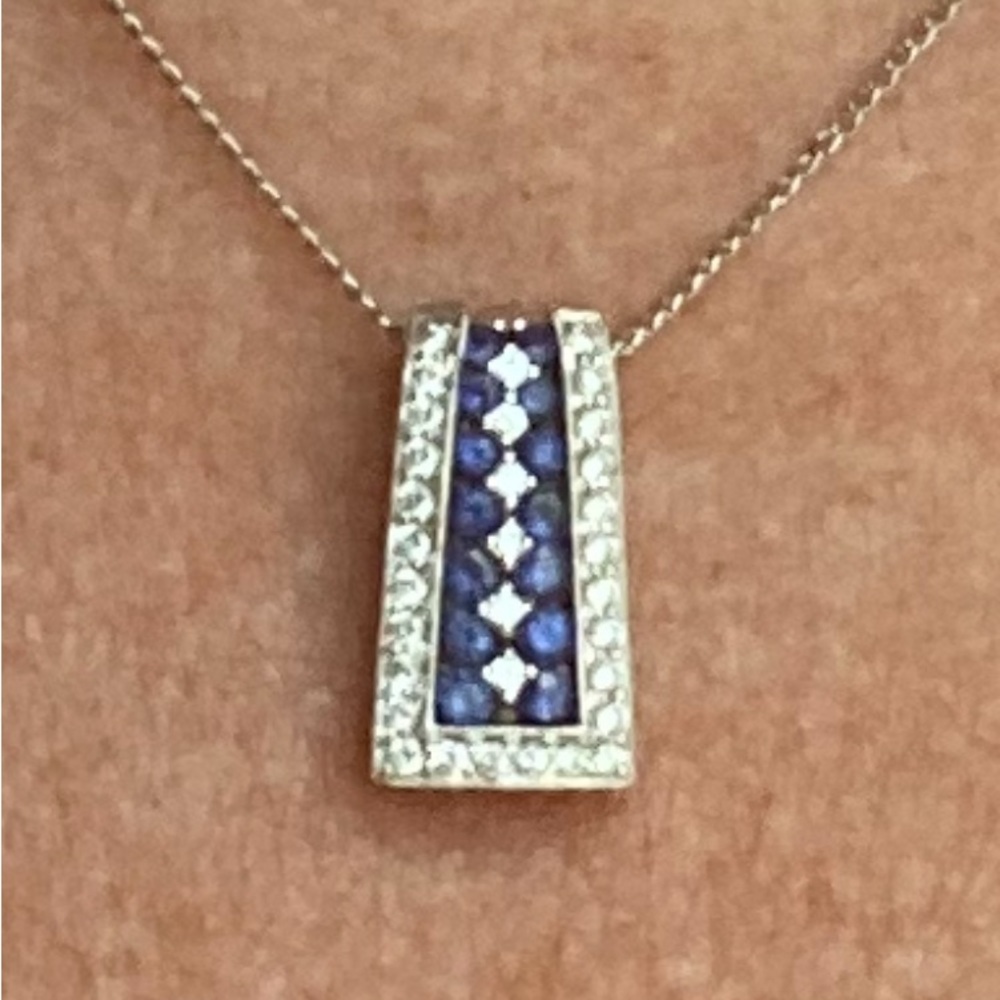 RARE SIMON G BLUE SAPPHIRE and WHITE DIAMOND PENDANT NECKLACE.